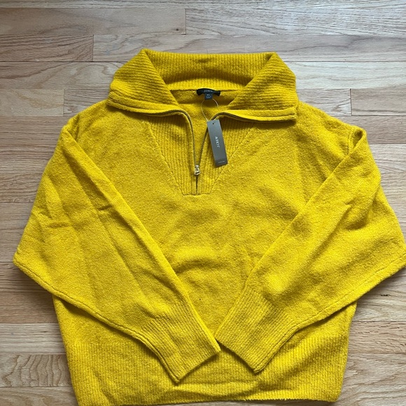 J.Crew sweater in Mustard yellow - Picture 2 of 3